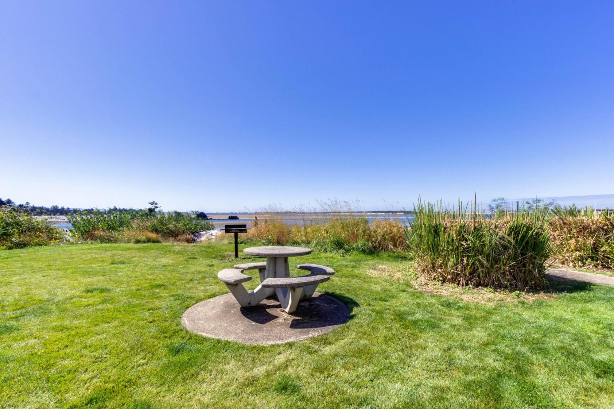 Getaway At Waters Edge Apartment Lincoln City