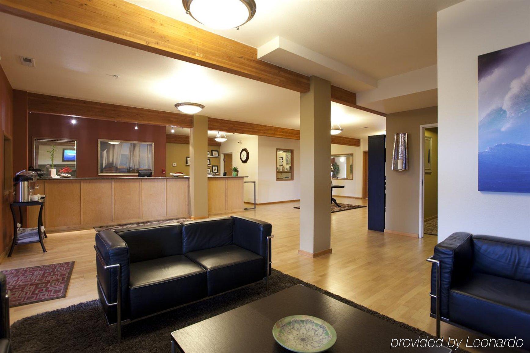 Hotel At Wecoma 3*