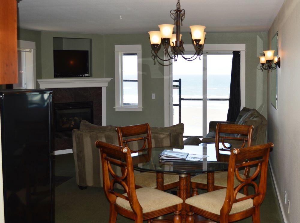 Hotel Starfish Manor Oceanfront 4*