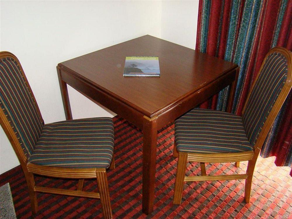 Hotel Oyo Ocean Breeze At 2*