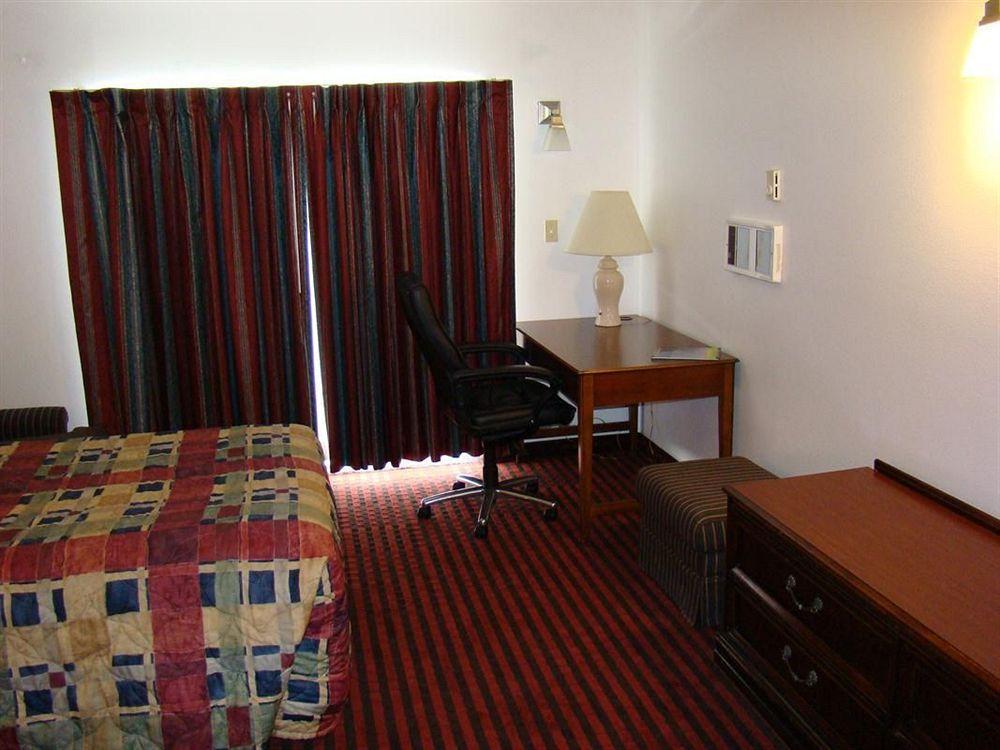 Hotel Oyo Ocean Breeze At Lincoln City