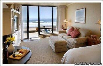 At Spanish Head 4* Lincoln City