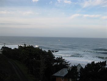 Edgecliff Lincoln City