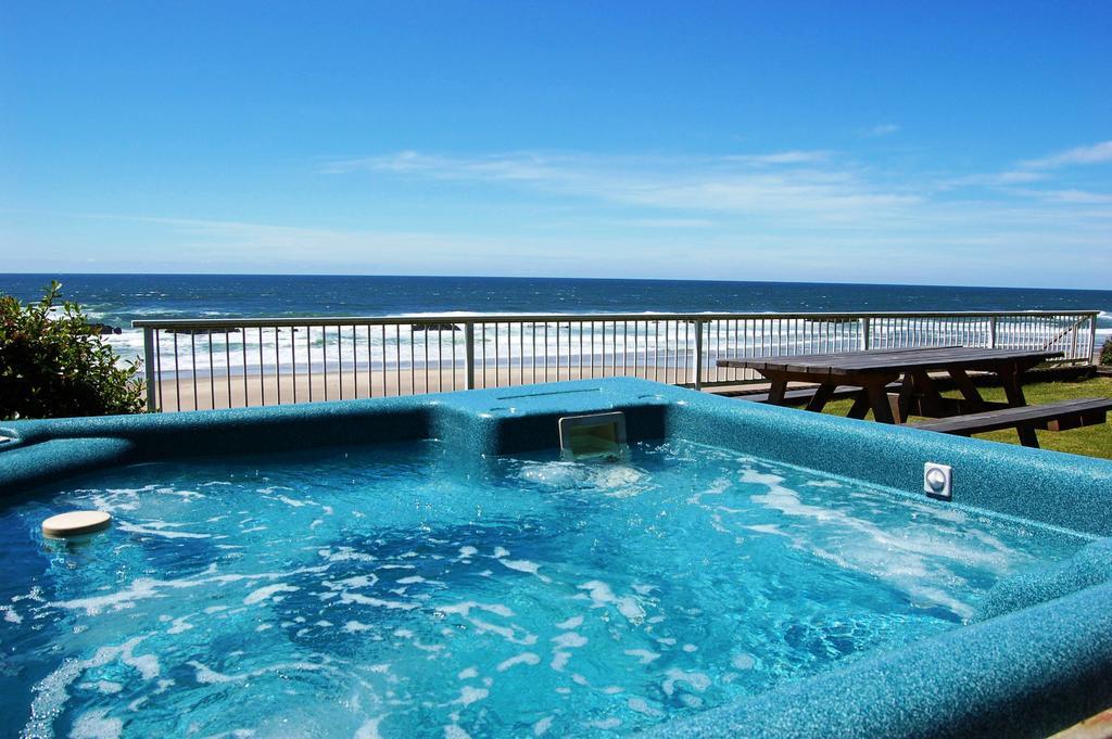 Captains Quarter's Beach House
