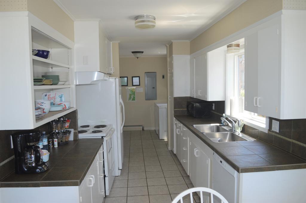 Holiday home Captains Quarter's Beach House