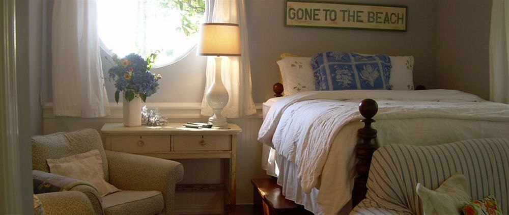 Bed & Breakfast Salmonberry & House