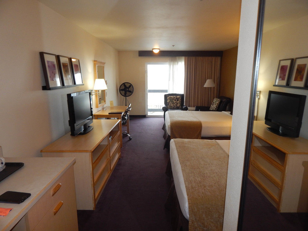 Hotel At Wecoma 3*