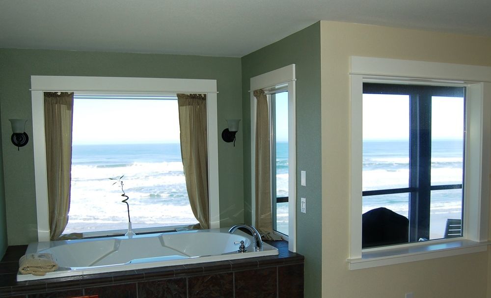 Starfish Manor Oceanfront