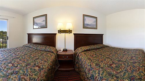 Oyo Ocean Breeze At Hotel Lincoln City