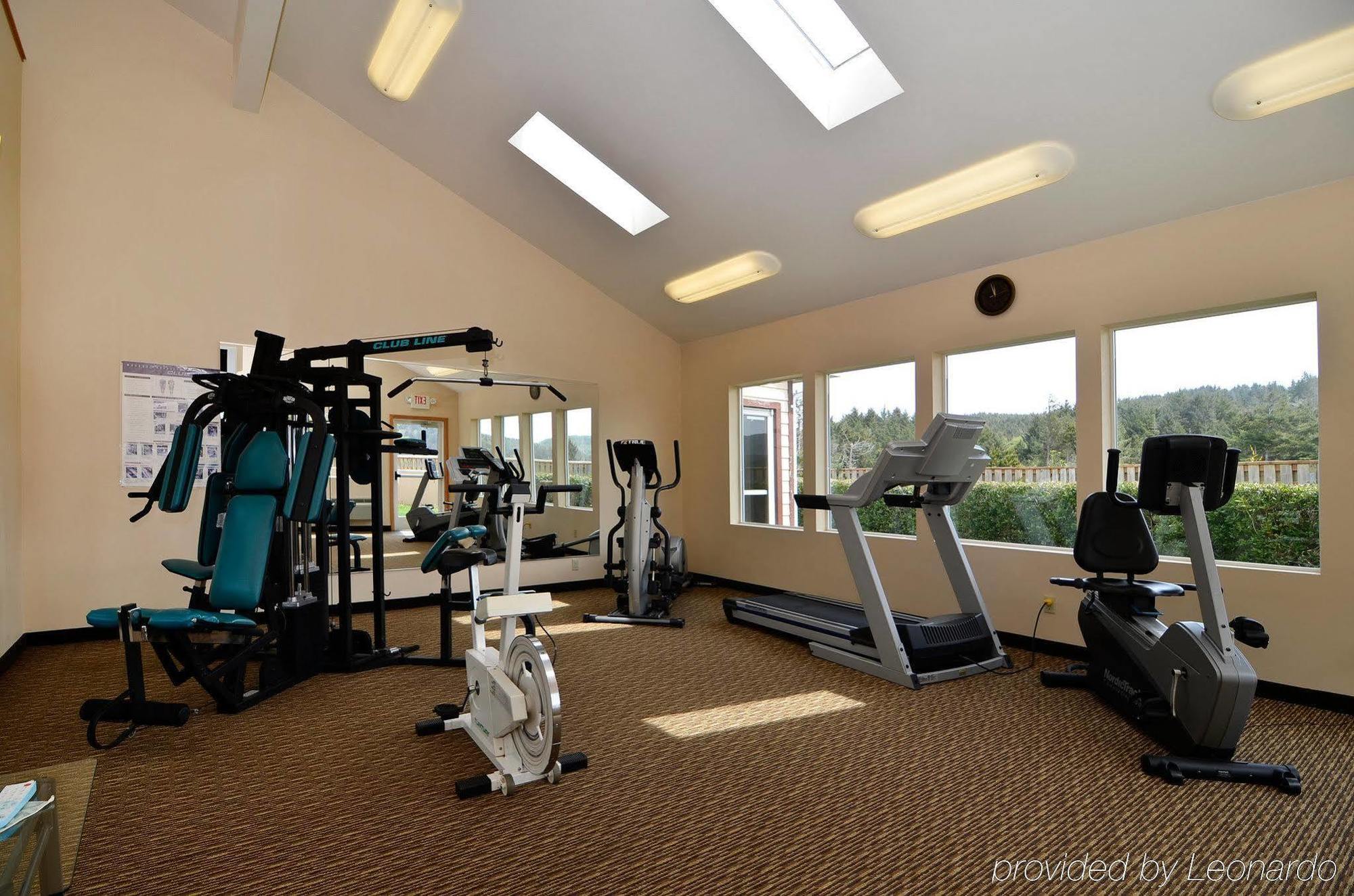 Western Landmark Hotel 3*