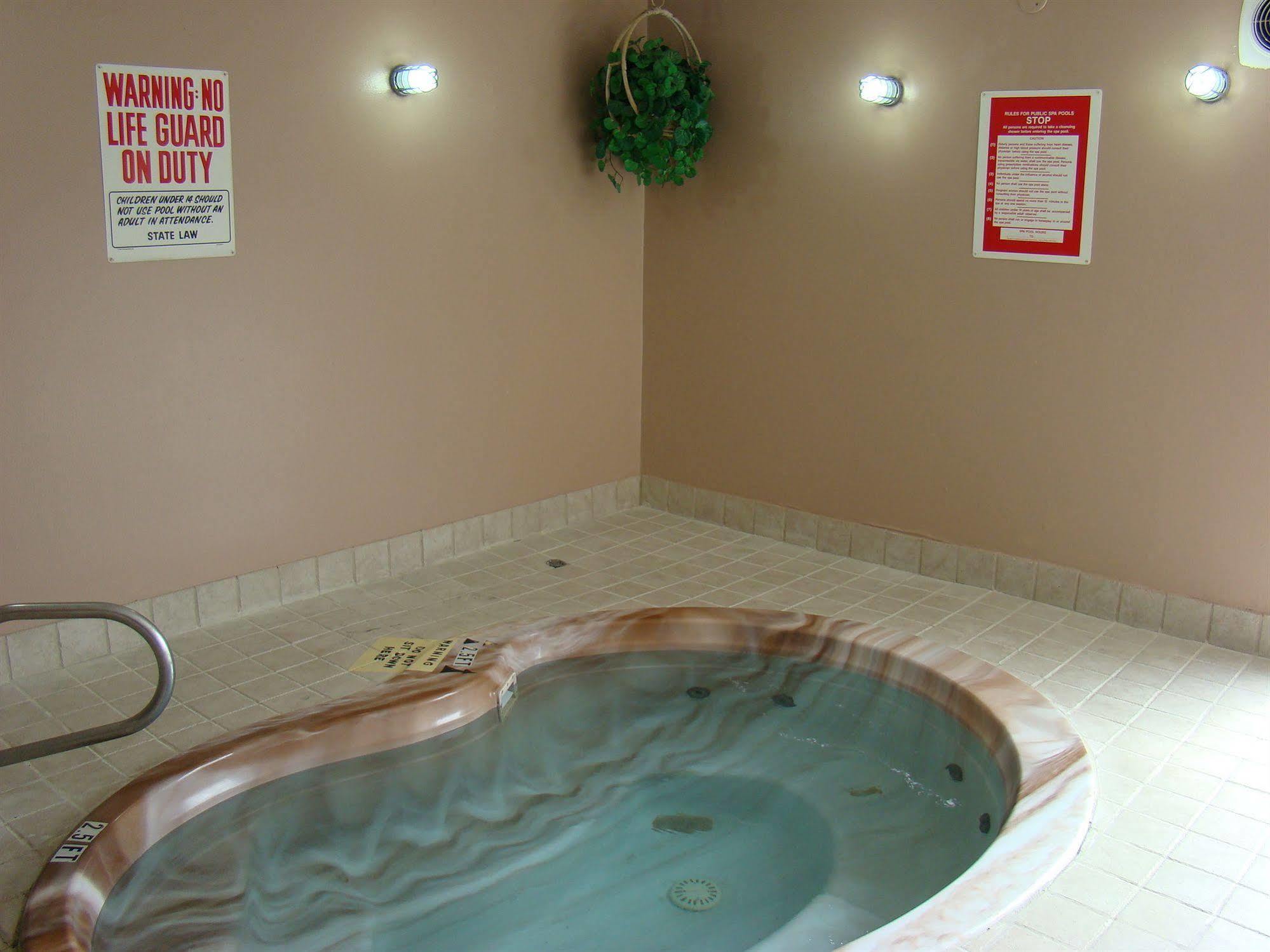 Oyo Ocean Breeze At Hotel Lincoln City