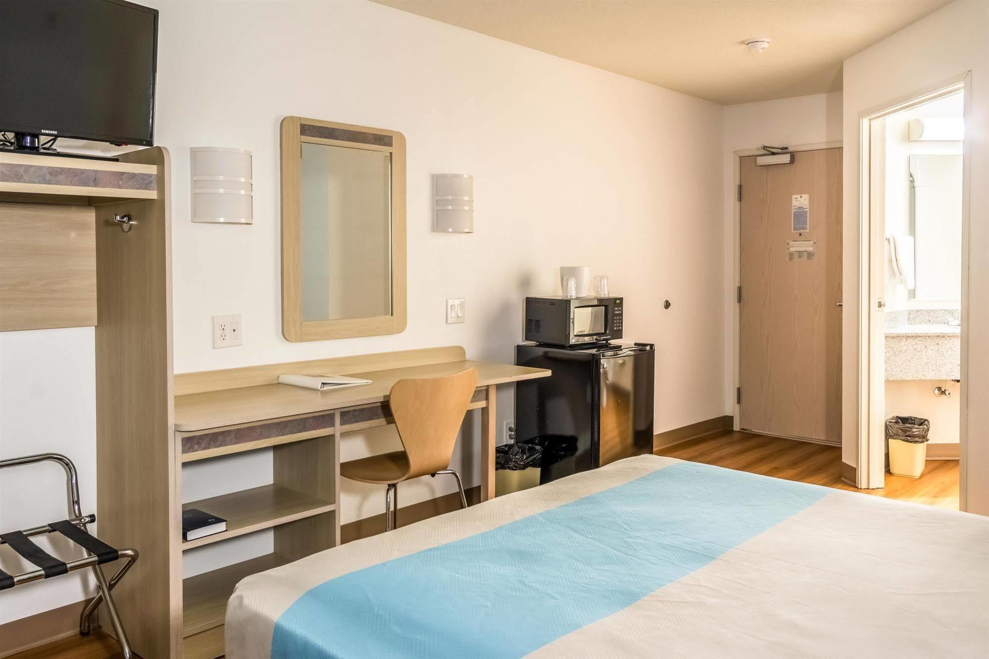 Hotel 6-lincoln City, Or