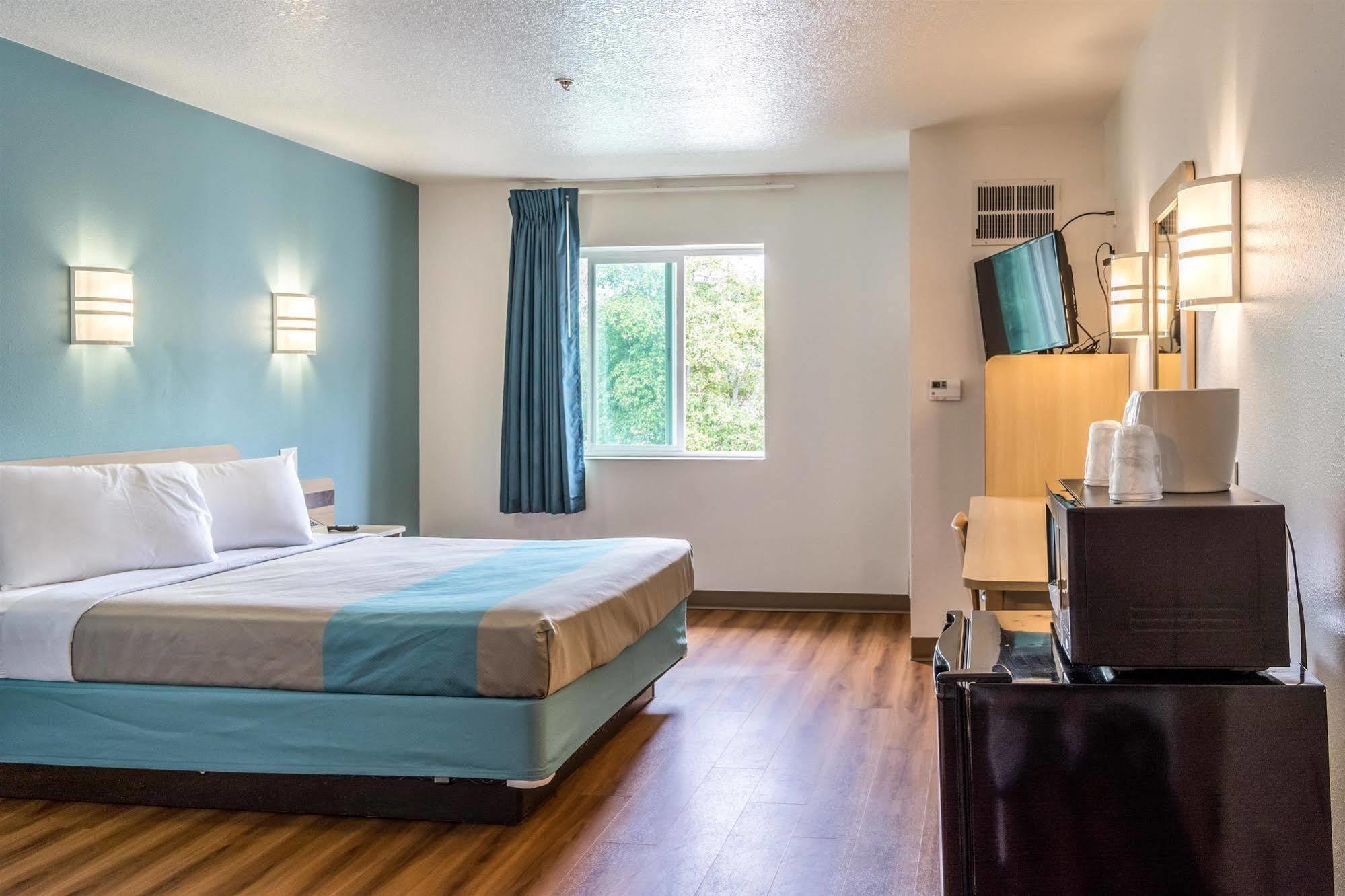 6-lincoln City, Or Hotel