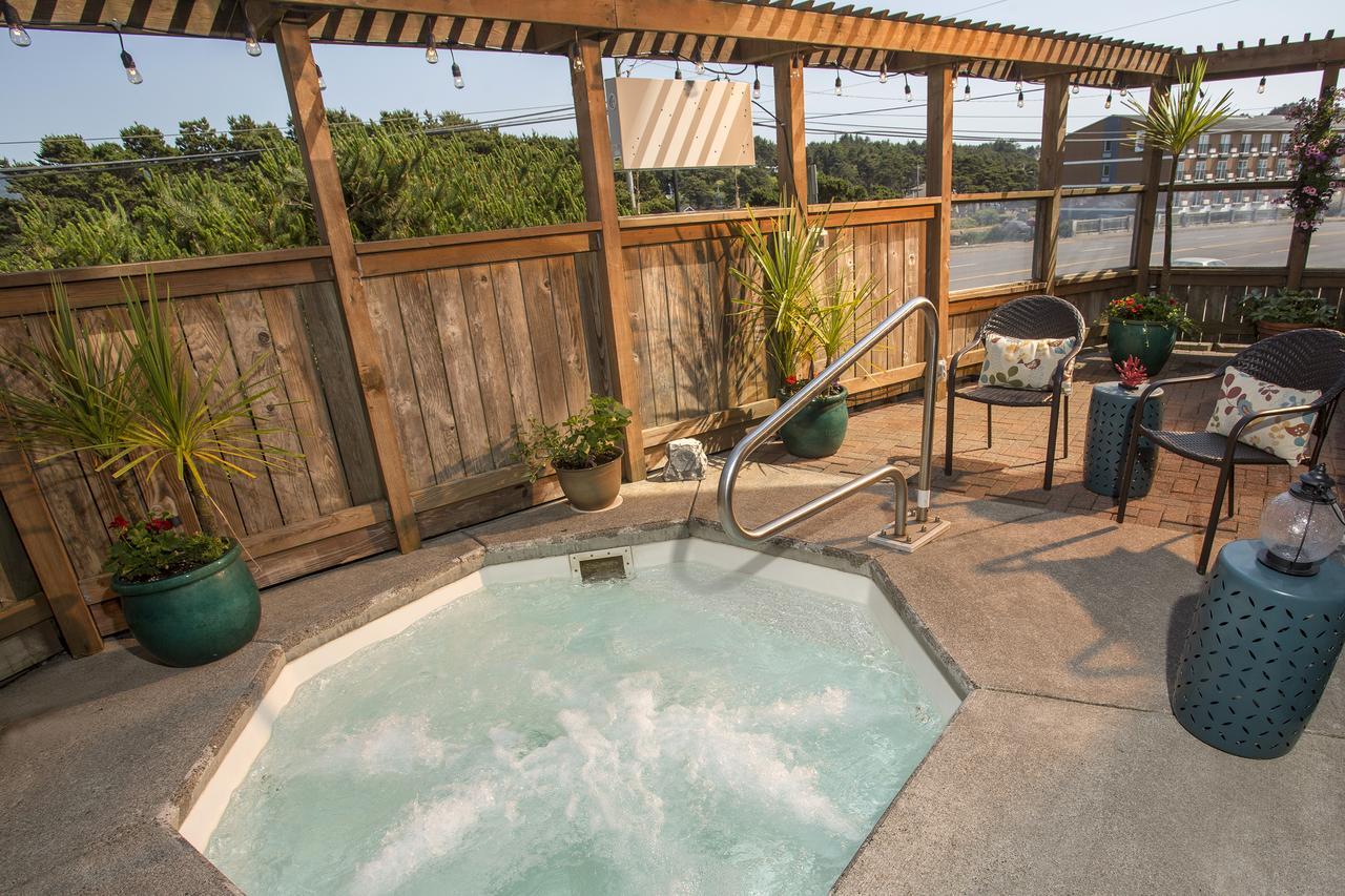 Shearwater Hotel Lincoln City