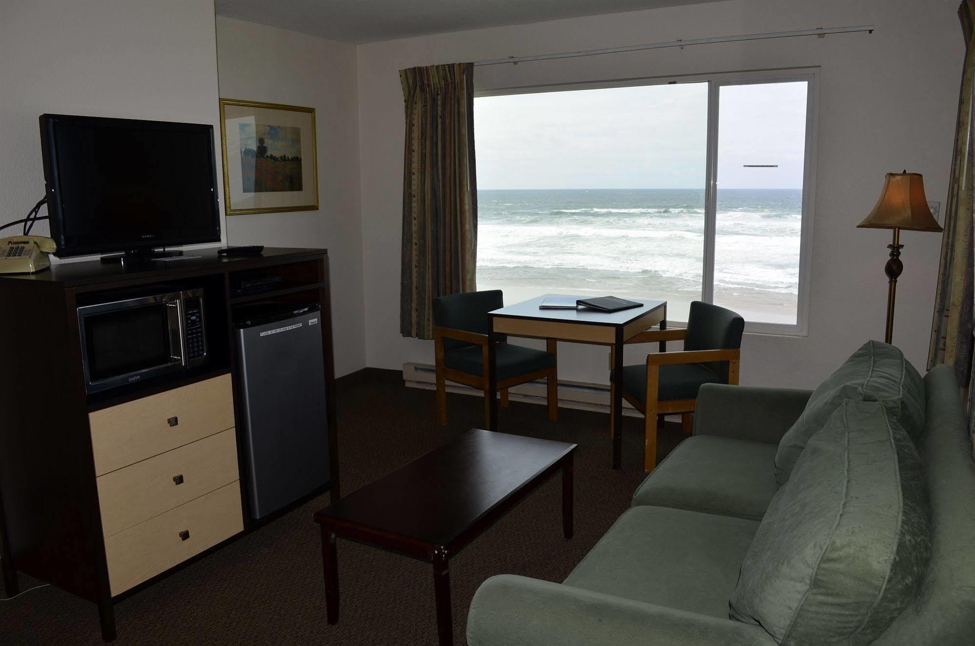 Sailor Jack Oceanfront Lincoln City