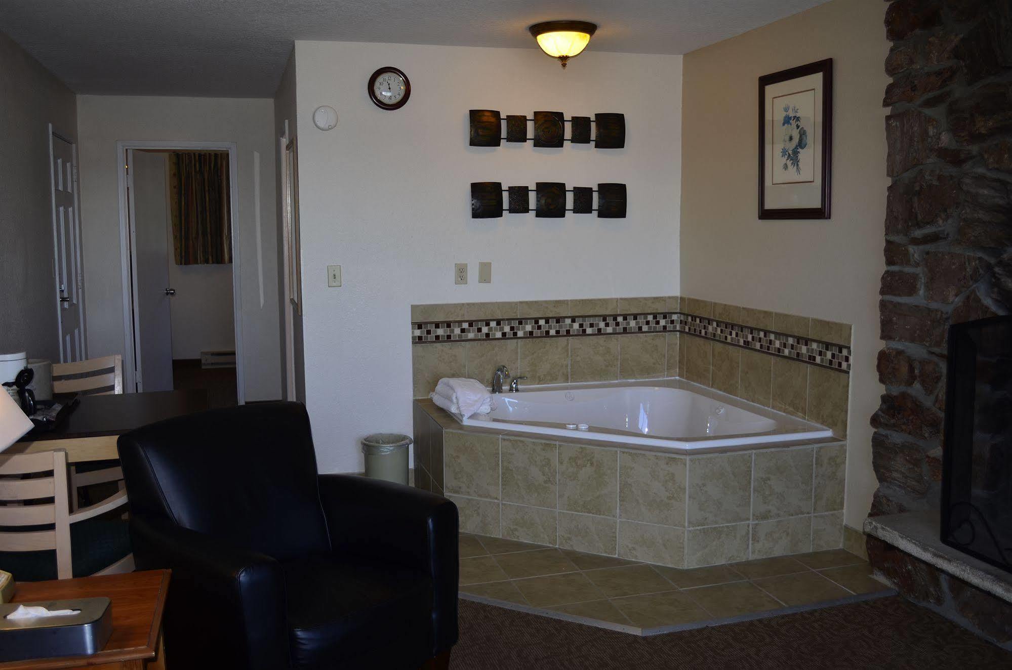 Motel Sailor Jack Oceanfront 2*