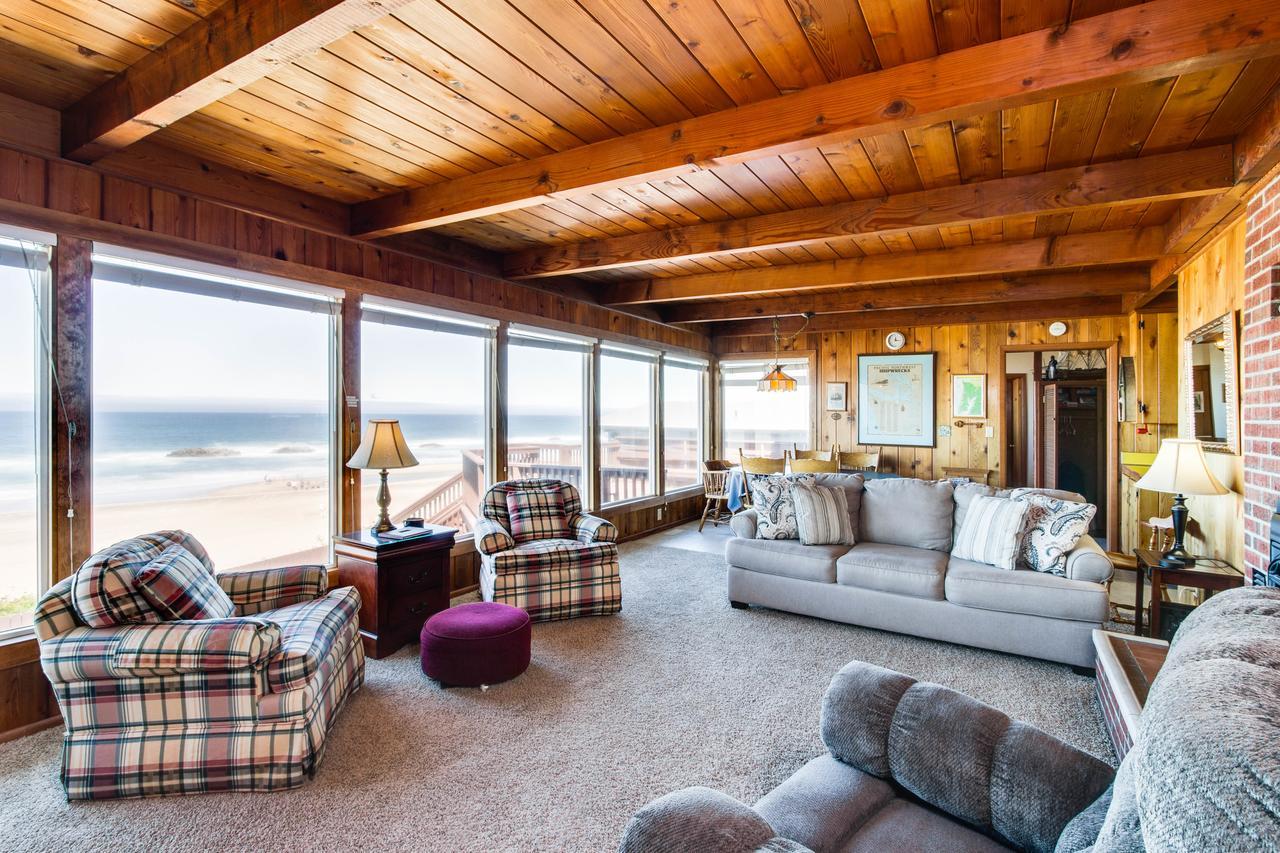Holiday home Beach Front Vacation *