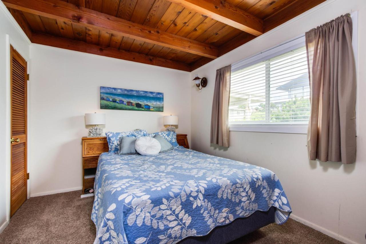 Beach Front Vacation Holiday home *