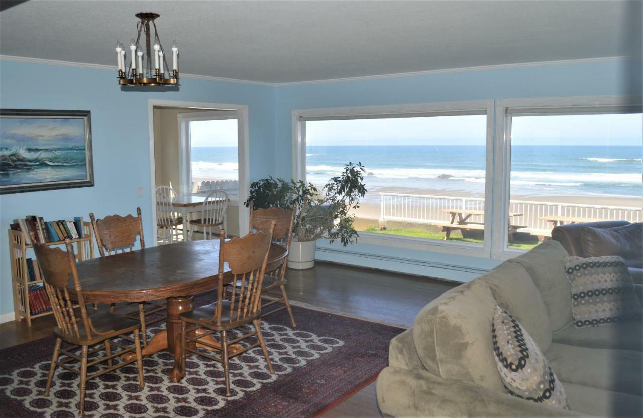 Holiday home Captains Quarter's Beach House