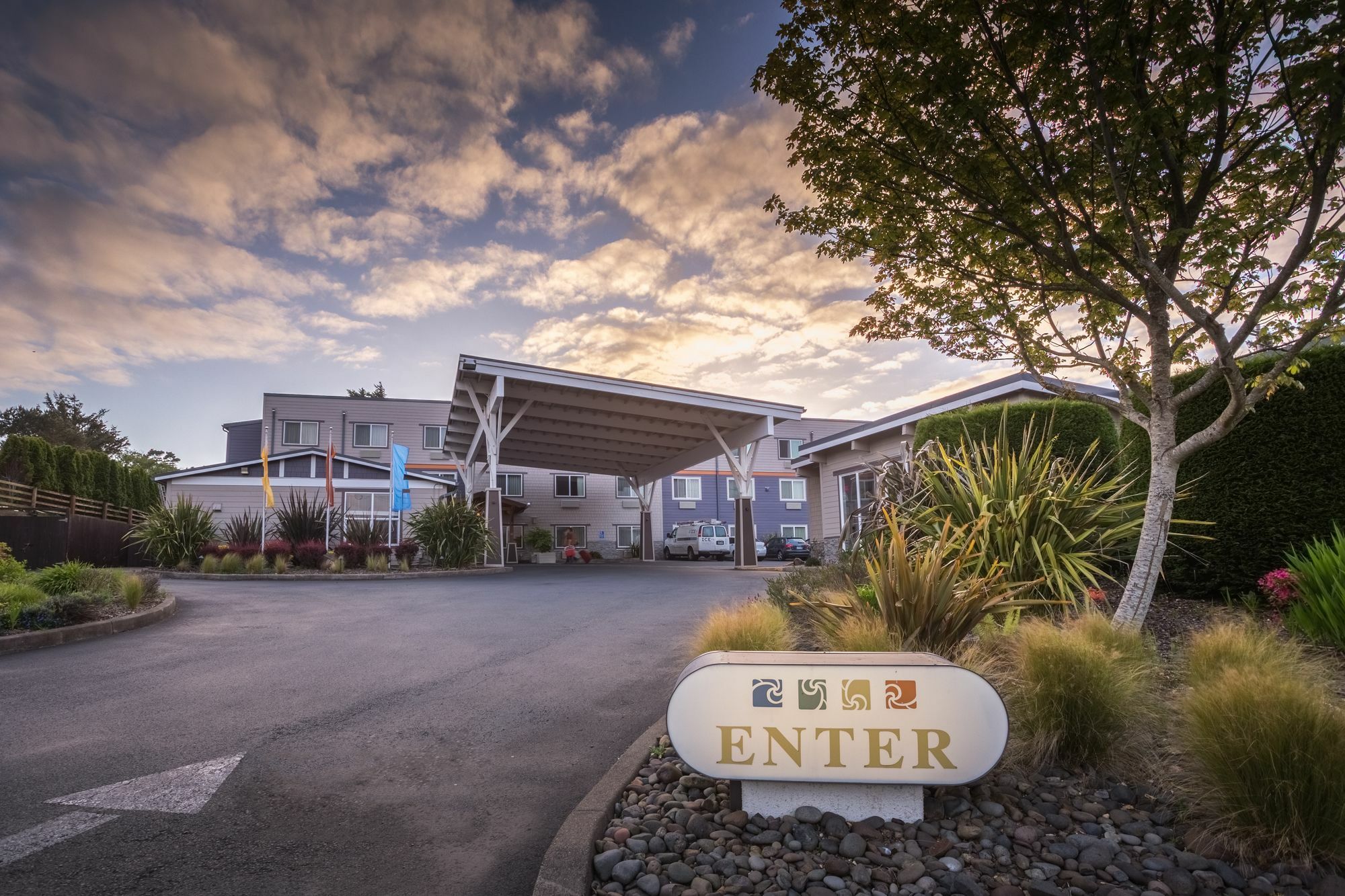 Hotel At Wecoma 3*