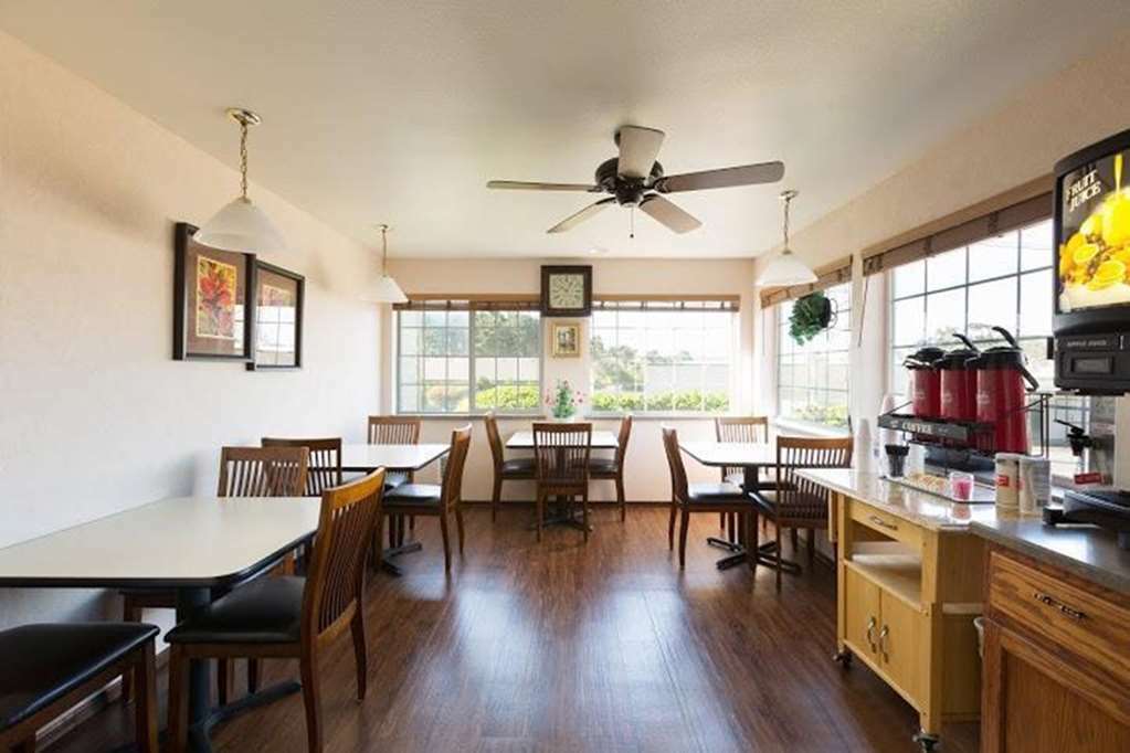 Paradise & At 3* Lincoln City