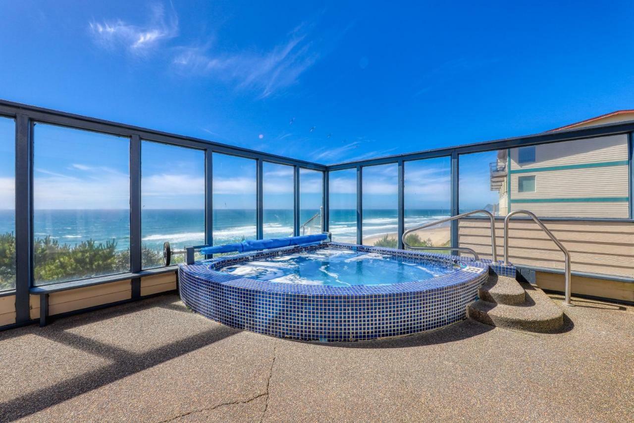 Holiday home Sea Horse Ocean Front *