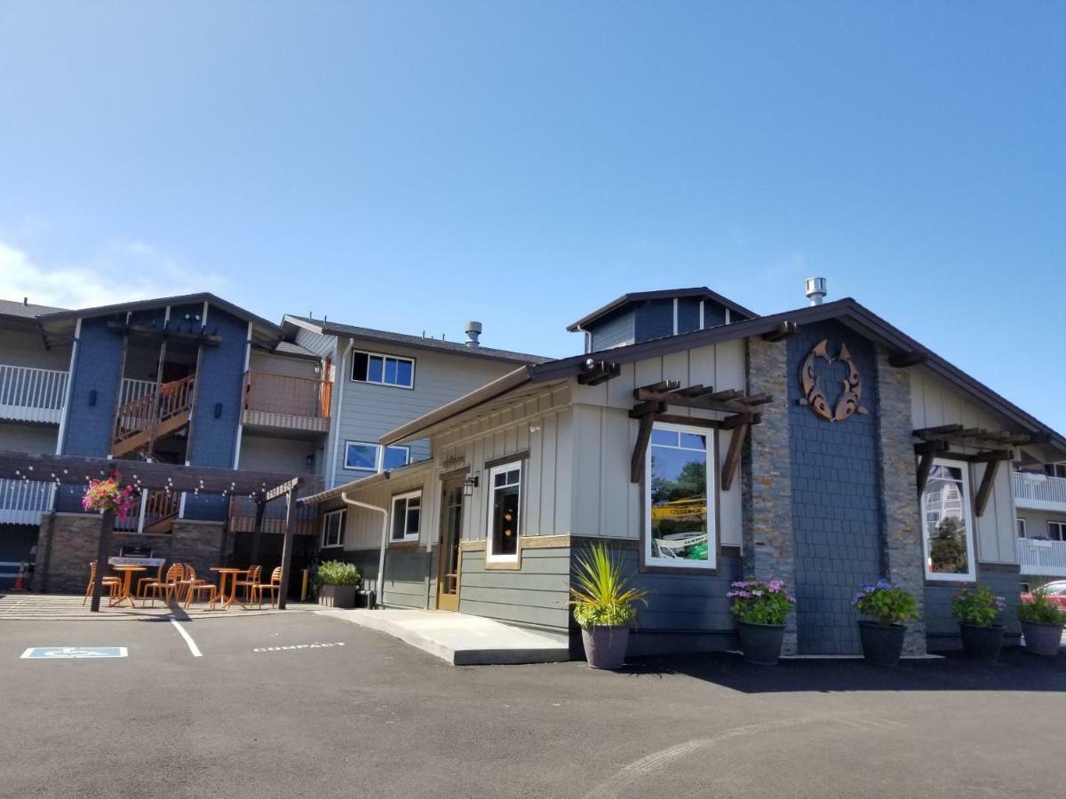 Hotel The Coho Oceanfront 4*