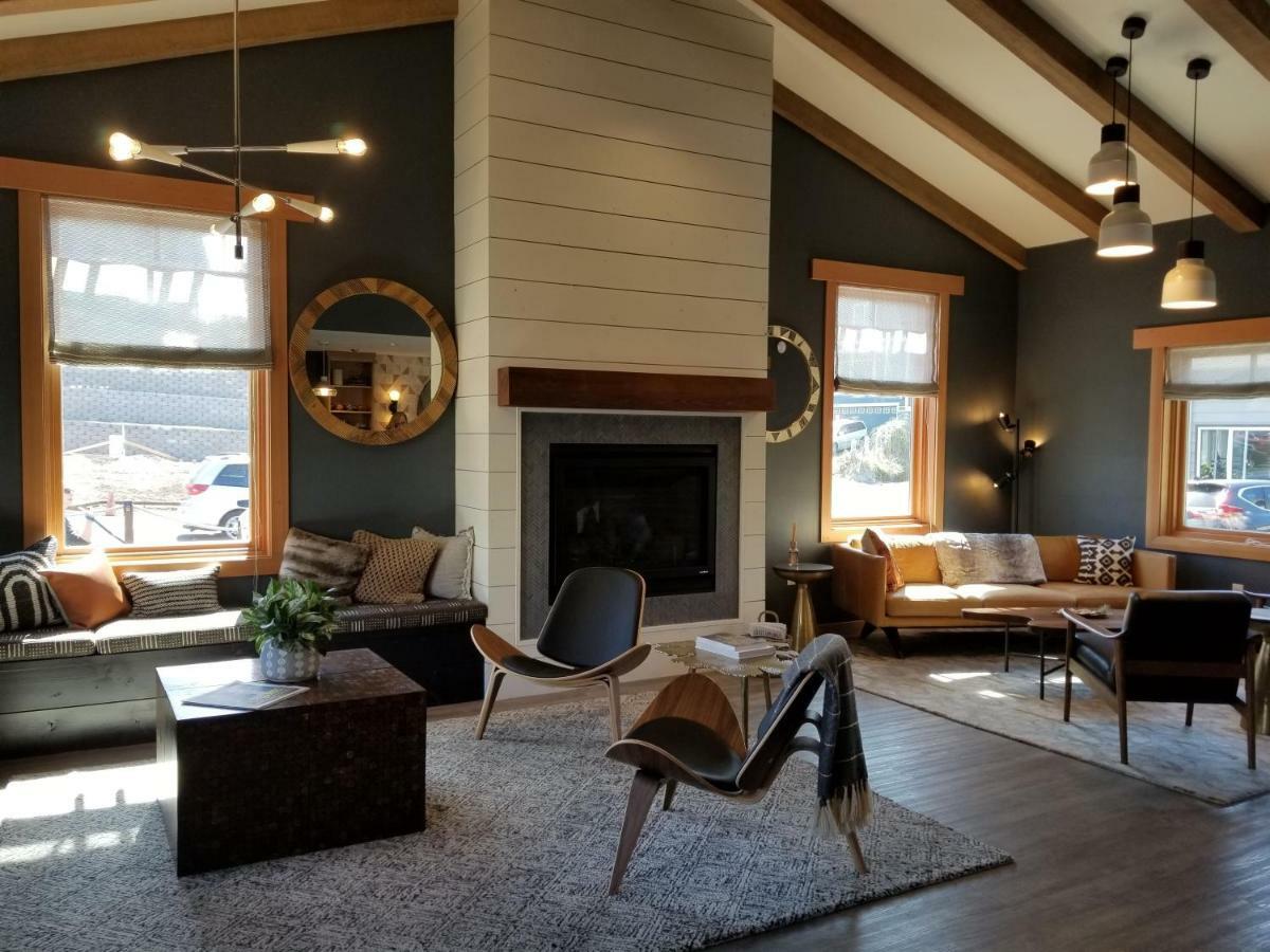 The Coho Oceanfront Hotel 4*
