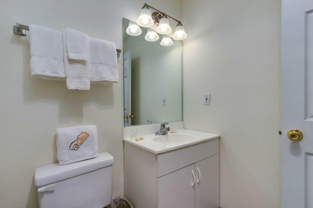 Sandstone Point Apartment *