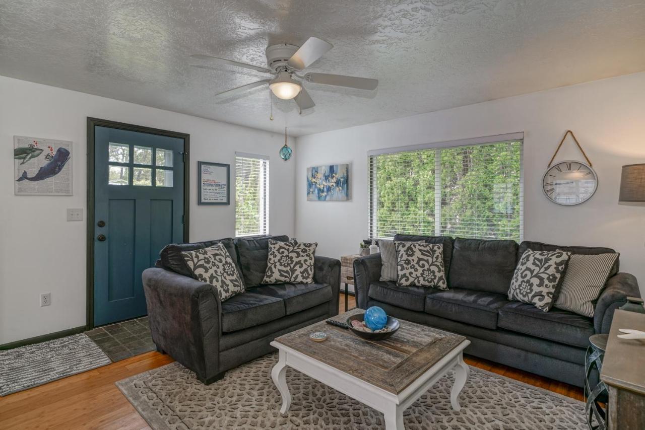 Holiday home Harbor Hideaway
