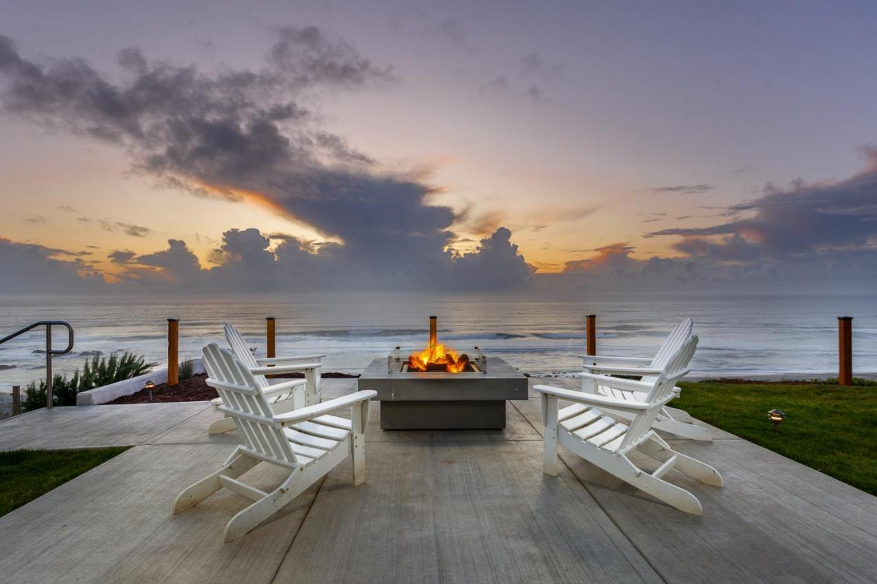 The Coho Oceanfront Hotel