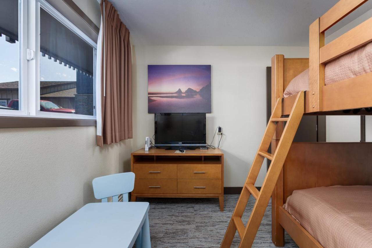 The Coho Oceanfront Hotel 4*