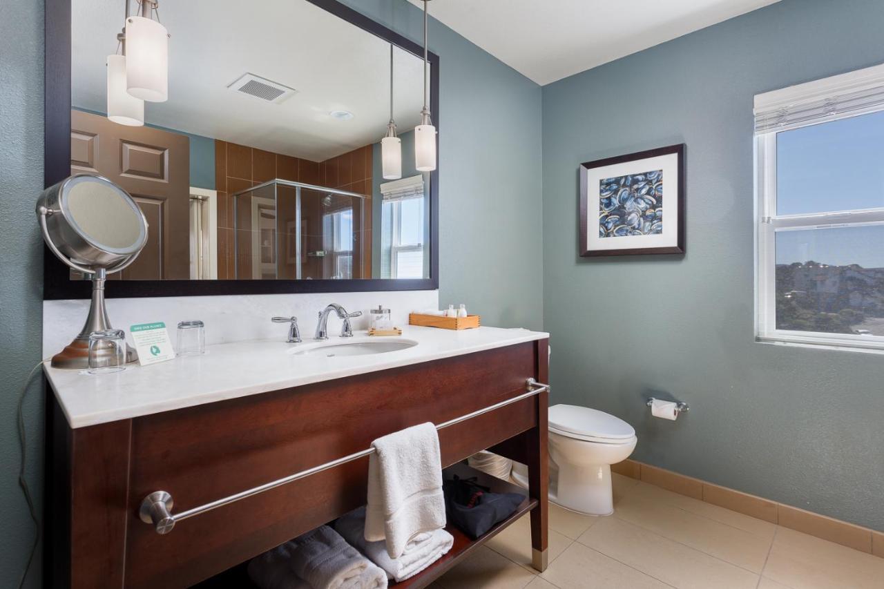 Hotel The Coho Oceanfront 4*