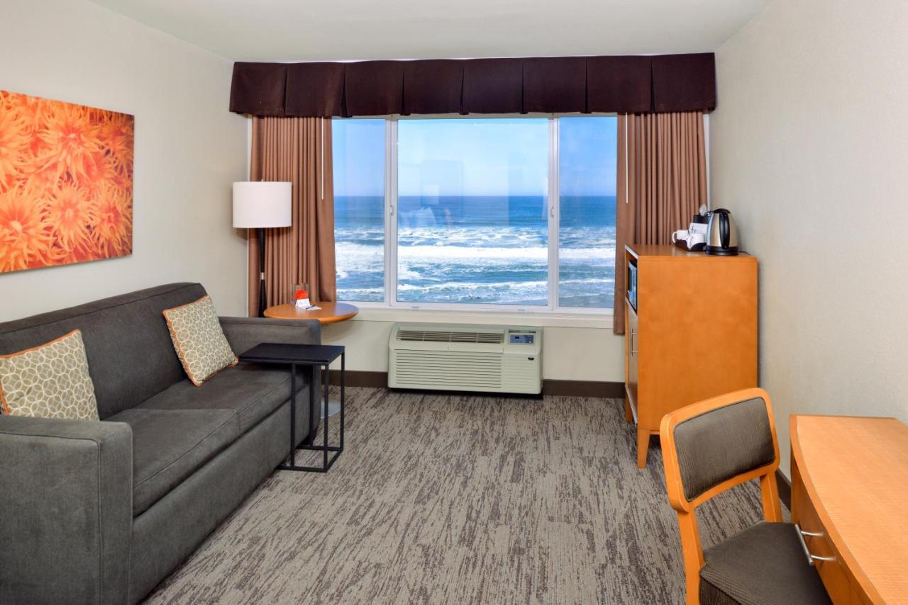 The Coho Oceanfront Hotel 4*