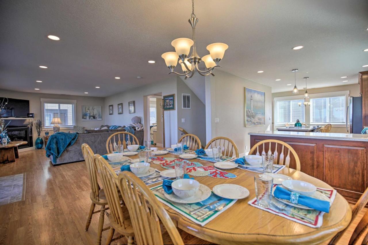 Ocean-view Retreat With 3 Viewing Decks Holiday home *