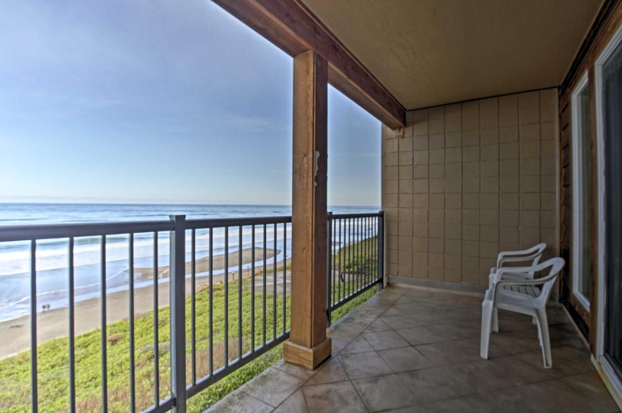 Vacation With Pool And Ocean Views Apartment