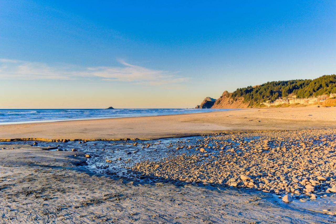 Sea Breeze * Lincoln City