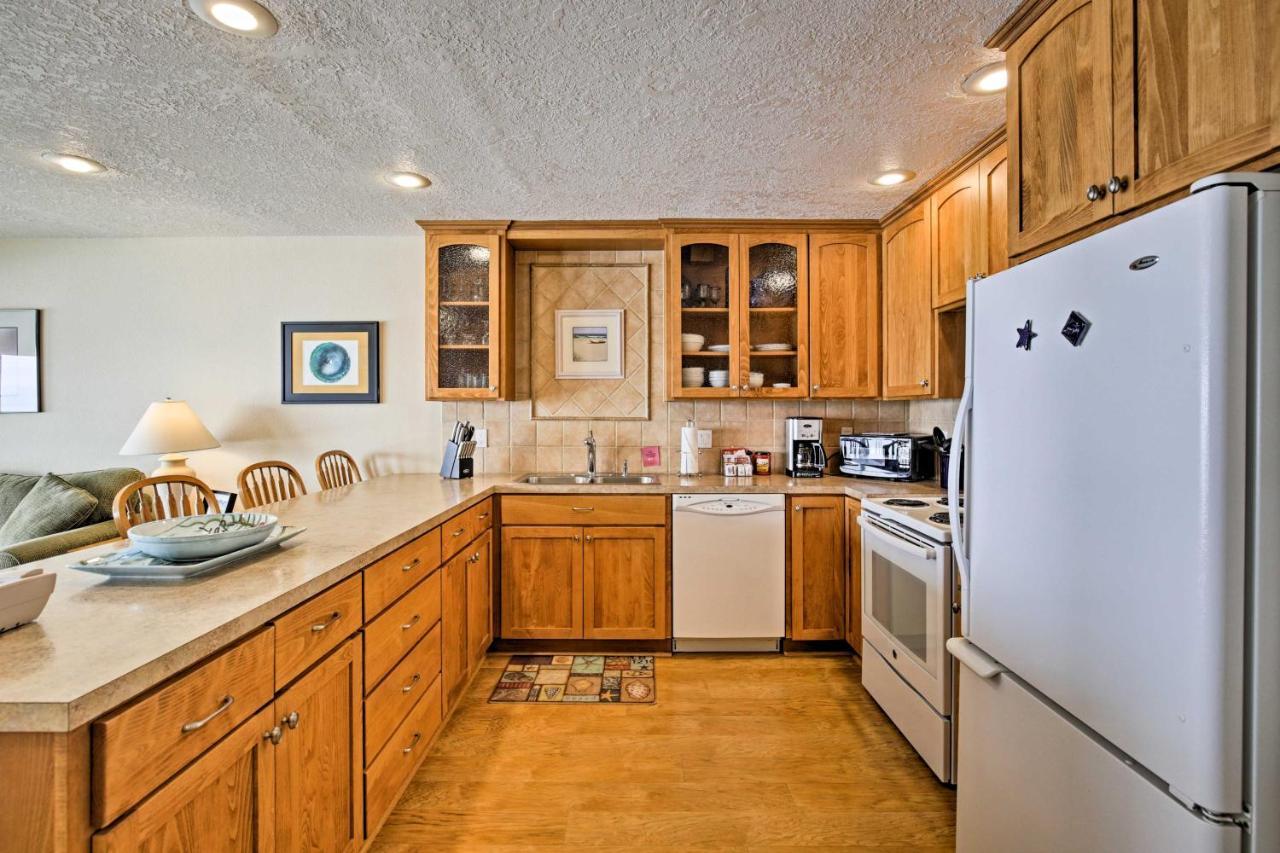 Apartment With Balcony And Ocean Views! Lincoln City
