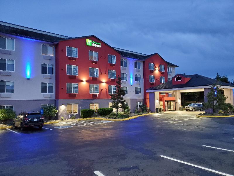 Express & By Ihg 3*