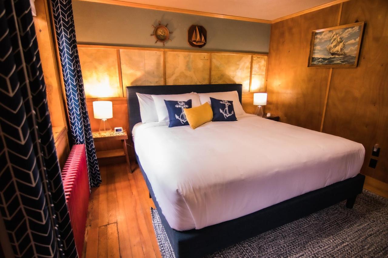 Anchor Hotel 5*