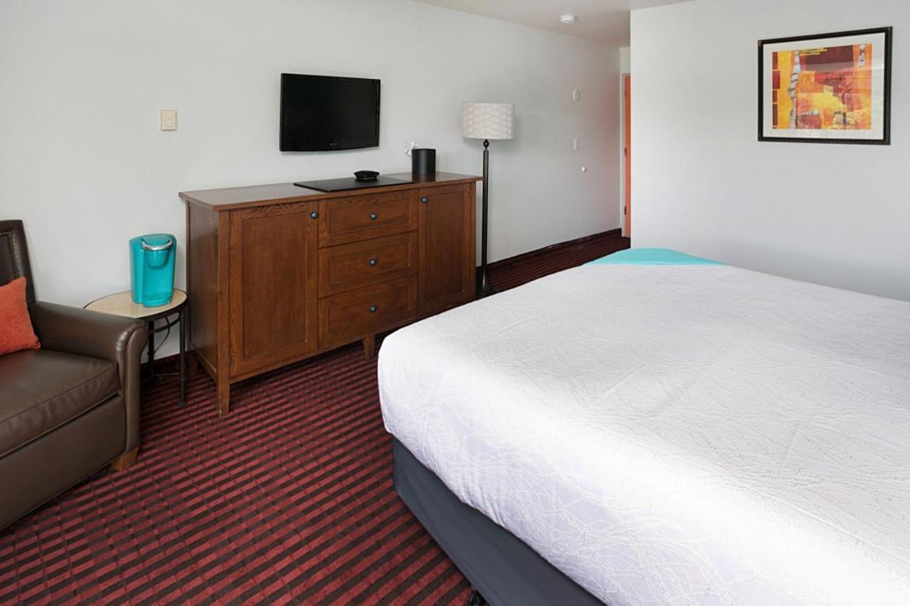 Hotel Oyo Ocean Breeze At Lincoln City