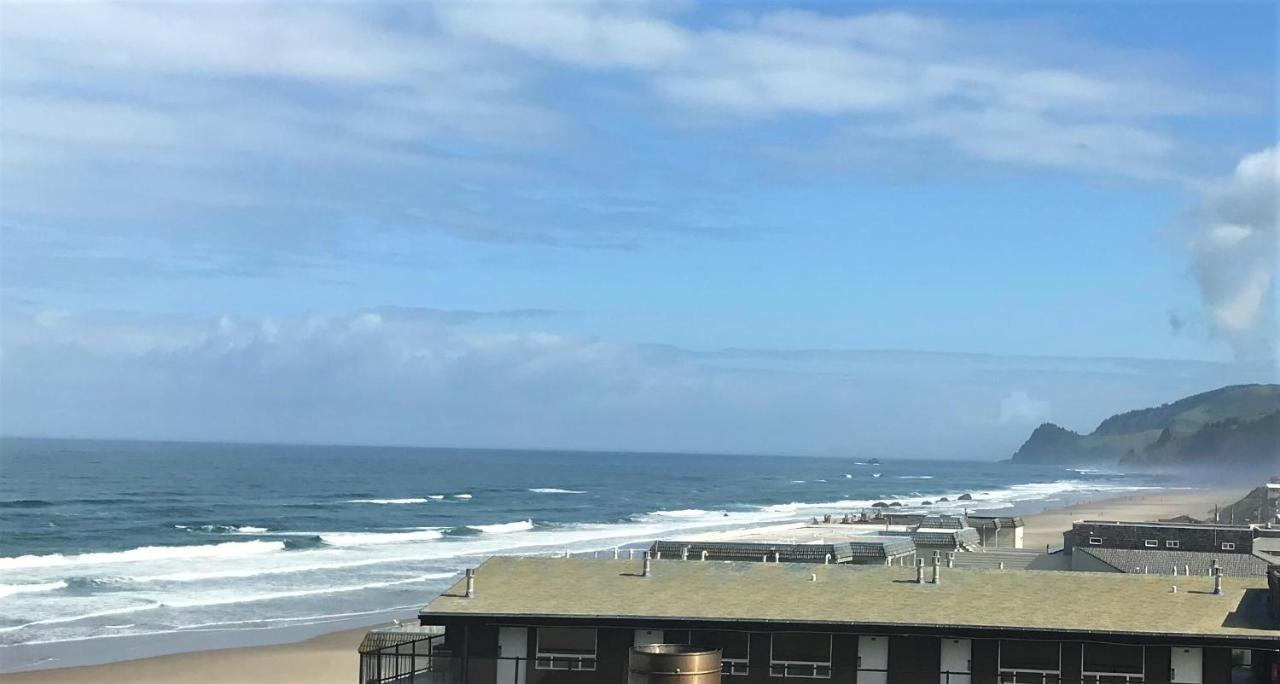 Starfish Manor Oceanfront Hotel 4*